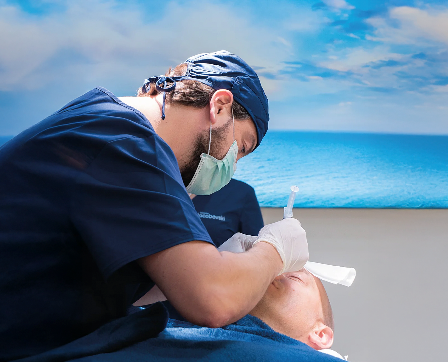 injerto de cejas clínica Barcelona